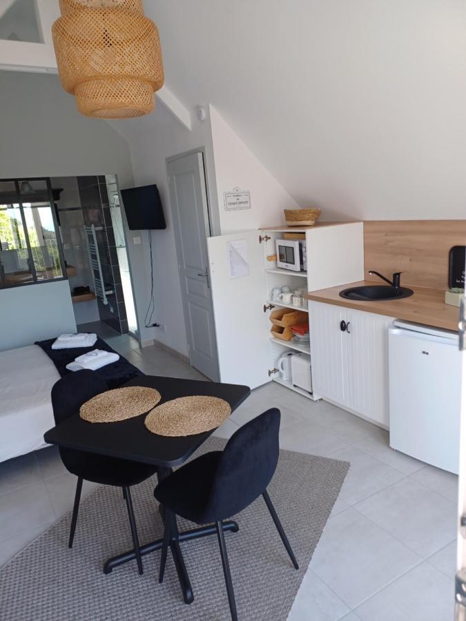 Appartement Lu'Ermael Avec Vue Mont Saint Michel Courtils Екстериор снимка
